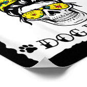 女性はママTattoo Mom Tattoo Dog Mom With T ポスター (角)