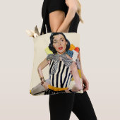 女性は侮辱された2 トートバッグ (クローズアップ)