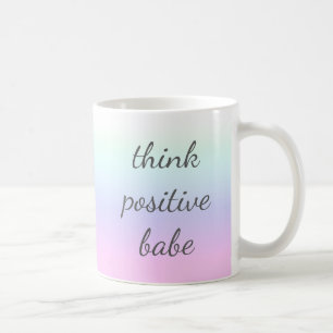 女性は前向きな可愛い人の茶コーヒーを考えます コーヒーマグカップ