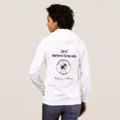 女性は十分にフード付きスウェットシャツのファスナーを締めます パーカ (裏面フル)