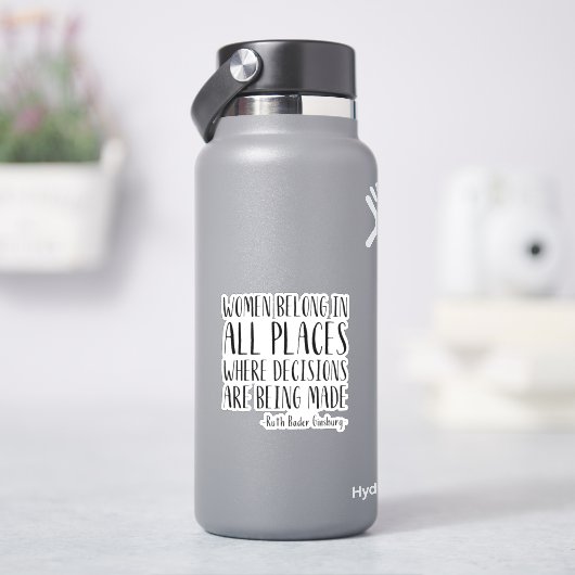 女性は決定権を持つすべての場所に属するRBG シール (HydroFlask)