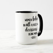 女性は決断を下すあらゆる場所に属する マグカップ (正面右)