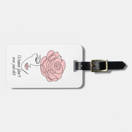 女性は荷物タグを借りていない ラゲッジタグ (正面横)