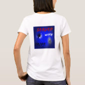 女性は退役軍人ですも! 認識日4月11日 Tシャツ (裏面)