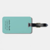 女性は魚釣り-カレー、アラスカ--を飛ばします ラゲッジタグ (裏面横)