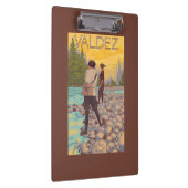 女性は魚釣り- Valdez、アラスカ--を飛ばします クリップボード (右)