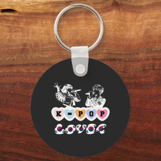 女性アイドルの男性が歌うKPopハート韓国人 キーホルダー (正面)