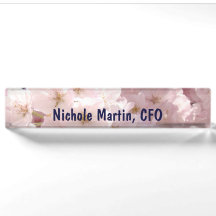 女性エグゼクティブCFO ネームプレート オフィスデスク 桜