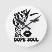 女性ギフトに力を与えるクリスマスハッスルデザイン ラウンド壁時計 (正面)