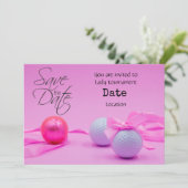 女性ゴルファーのトーナメントの日付のためのピンクの救ゴフ 招待状 (スタンド正面)