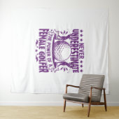 女性ゴルファーの力を過小評価してはいけない タペストリー (インサイチュ(横))