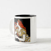 女性ジャーナリスト書ズデスク ツートーンマグカップ (正面左)