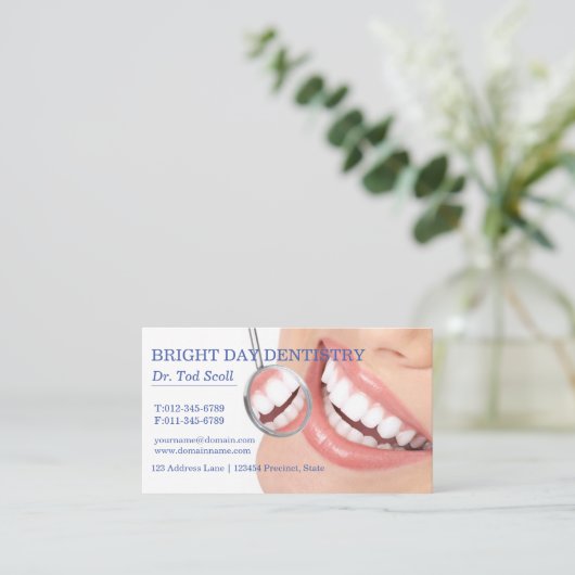 女性スマイル化粧品歯科デンタルケア 名刺 (スタンド正面)