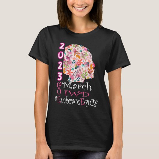 女性デー国際的2023エンスエクイティ8 3月 Tシャツ (正面)