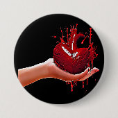 女性ハンドホールド血ハートゴシックホラーアート 缶バッジ (正面)