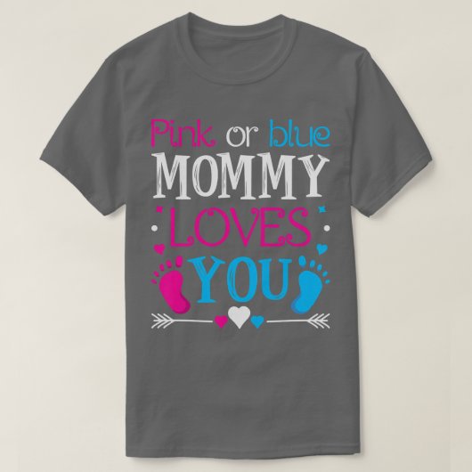 女性ピンクまたは青のママがあなたを愛する – ママになる Tシャツ (デザイン正面)