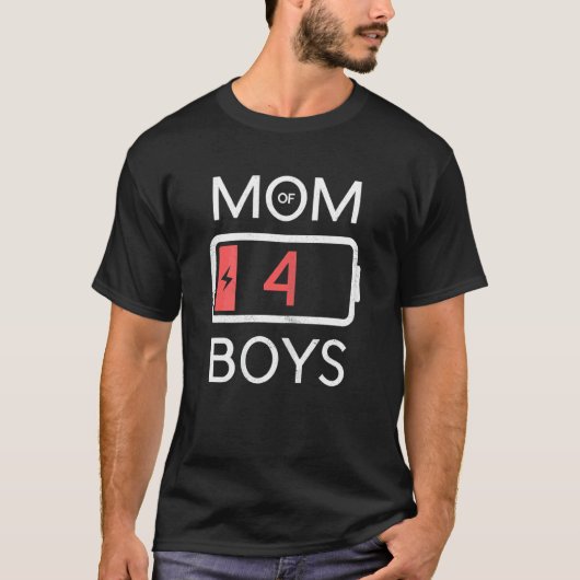 女性ママの4男の子の低電池充電ママ Tシャツ (正面)