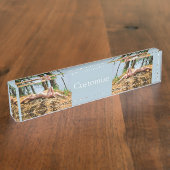 女性モデル日光浴サンダー_コーブ デスクネームプレート (側面)