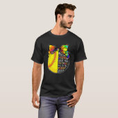 女性モムズ風変わりビルドキャラクター Tシャツ (正面フル)