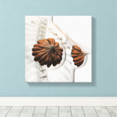 女性乳腺のクローズアップ キャンバスプリント (インサイチュ (ウッドフロア))