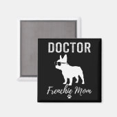 女性医師フランス人ママTシャツ 楽しい犬好き私 マグネット (正面/裏面)
