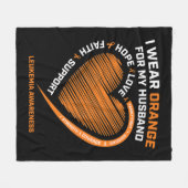 女性妻I衣服オレンジ フリースブランケット (正面(横))