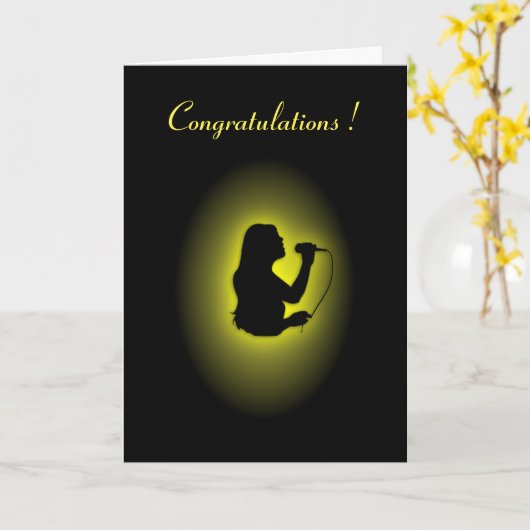 女性歌手スポット カード (黄色い花)