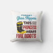 女性消防士このプリンセスはブーツを着用 クッション (正面)