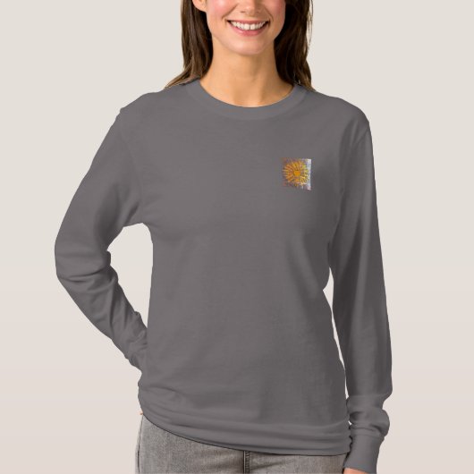 女性用フラワーデザインTシャツ Tシャツ (正面)