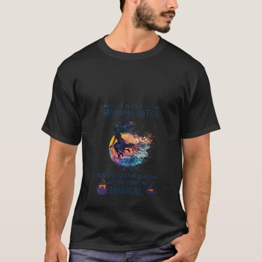 女性用 おばあちゃんウィッチ 普通のおばあちゃんみたいな魔法使い Tシャツ (正面)