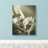 女性読雑誌 キャンバスプリント (インサイチュ (ウッドフロア))