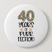 女性40歳の誕生日40歳の猫を購入 缶バッジ (正面)