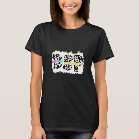 女性DspライフRn CnaナースボホレオパードDspファン Tシャツ (正面)
