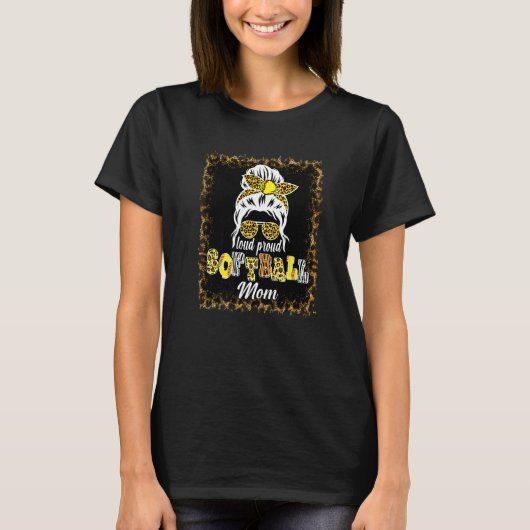 女性Loud & Softball誇りを持ったママMessy Bun Leopard Tシャツ (正面)