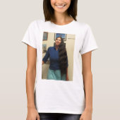 女性With焦茶毛ワイシャツ Tシャツ (正面)