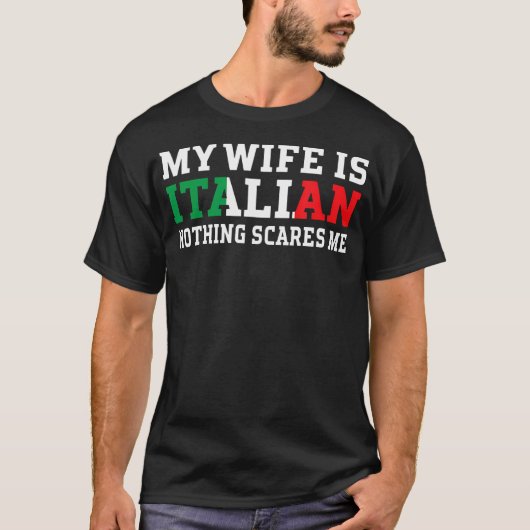 女房は何イタリアンでも夫を恐れる Tシャツ (正面)