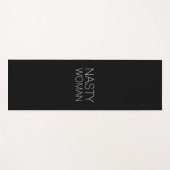 "女扱いにく性"白文字ブラック ヨガマット (正面(横))