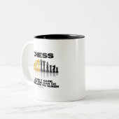 女王にポーンできる唯一のゲームをチェスにする ツートーンマグカップ (正面左)