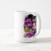女王の真ん中に黒メラニン女性の茶色の肌 コーヒーマグカップ (正面右)
