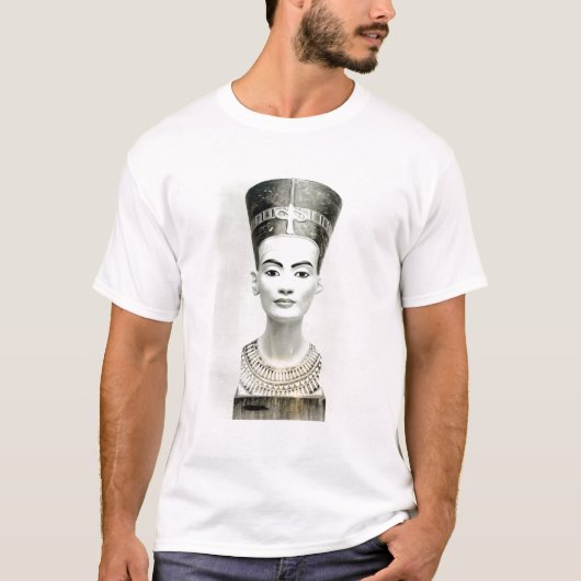 女王のNefertitiバスト Tシャツ (正面)
