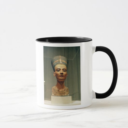 女王のNefertiti、正面図バスト マグカップ (右)