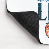 女王は獅子座の7月8月生まれとして生まれる マウスパッド (コーナー)