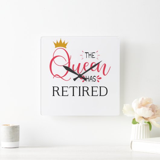 女王は退職した女おもしろいを引退する スクエア壁時計 (ホーム)
