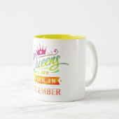 女王は12月の誕生日で生まれます。 水彩画 ツートーンマグカップ (正面右)