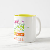 女王は4月の誕生日プレゼントで生まれます ツートーンマグカップ (正面右)