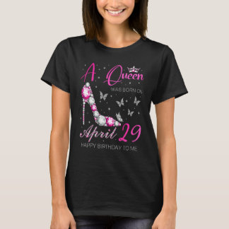 女王は4生まれ月29日29誕生日 Tシャツ