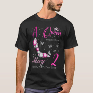 女王は5月生まれ2日の誕生日 Tシャツ