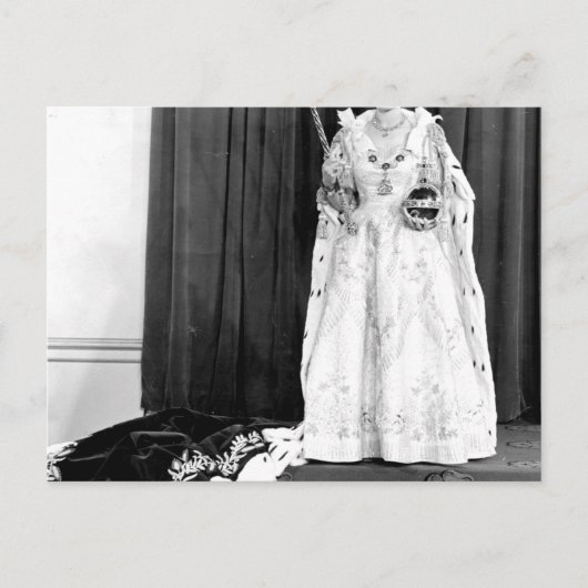 女王エリザベス2世が戴冠式に ポストカード (正面)