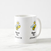 女王ビーが王冠を被カスタムる コーヒーマグカップ (正面右)