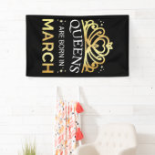 女王生まれは三月に入る 横断幕 (インサイチュ)